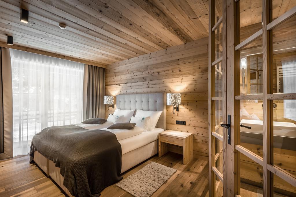Liondes Chalets San Vigilio Di Marebbe Kültér fotó