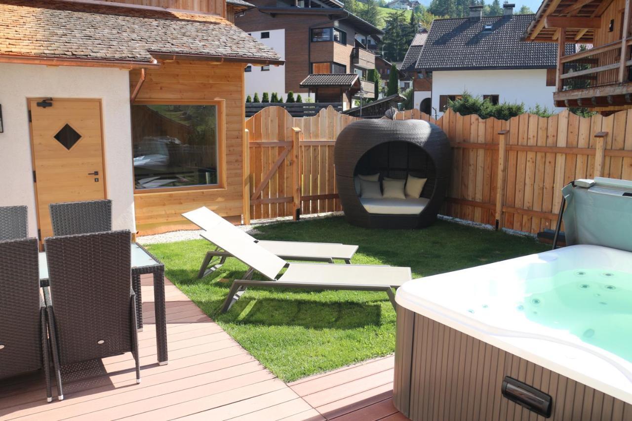 Liondes Chalets San Vigilio Di Marebbe Kültér fotó